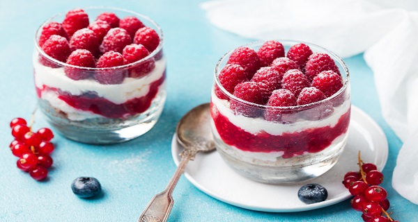 Raspberry Greek Yogurt Parfait