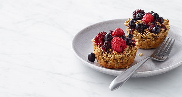 Quick Fruit and Oat Breakfast Bake